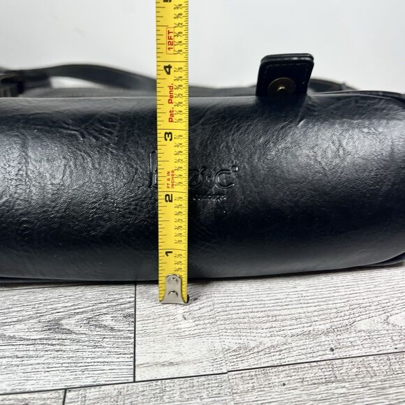 BOC Born Black Faux Leather Crossbody Bag Shoulder Purse Zipper Snap Pockets - Picture 16 of 16